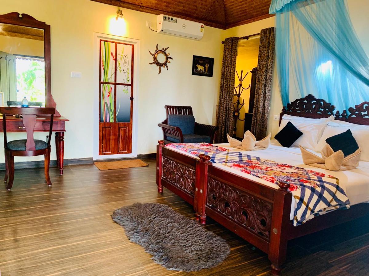 Maadathil Cottages Varkala Exterior foto