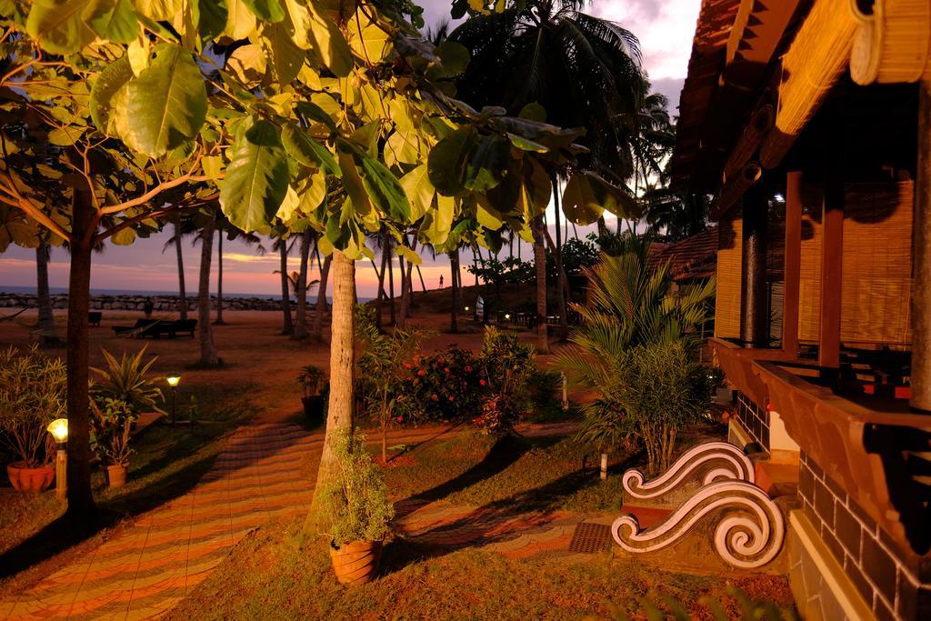 Maadathil Cottages Varkala Exterior foto